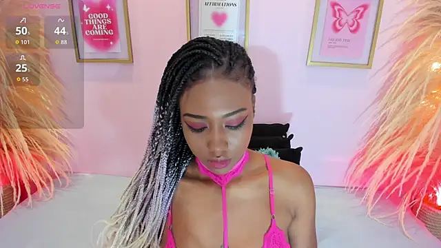 Snapshot of EmmySweett chatting on 15, 11, 2025 EmmySweett online show from 15, 11, 2025