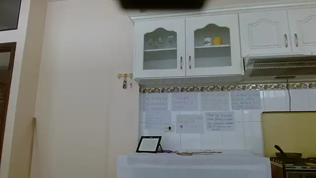 Snapshot of Sara_Brandon chatting on 23, 9, 2025 Sara Brandon online show from 23, 9, 2025