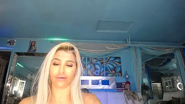 ADRIANNA FOX online show from 10, 2, 2025