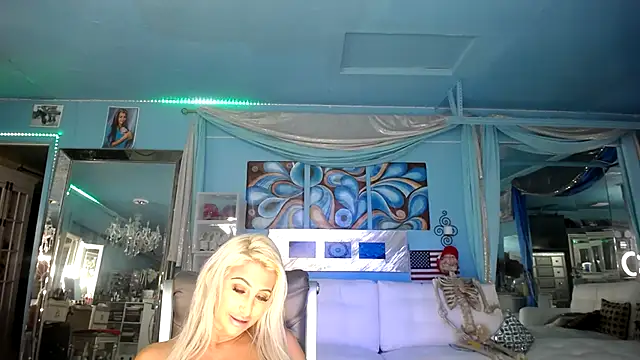 ADRIANNA FOX online show from 18, 2, 2025