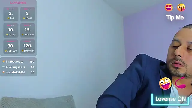 jhonyalzate2 online show from 14, 12, 2024