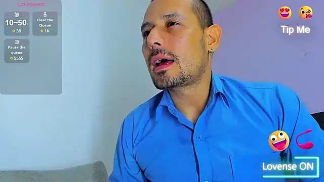 jhonyalzate2 online show from 15, 12, 2024