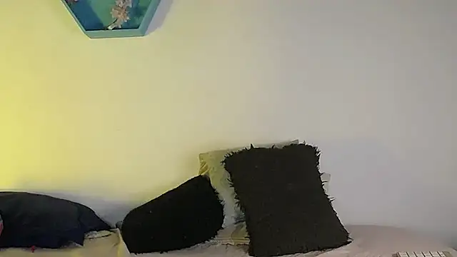 amanda milf 1 online show from 22, 7, 2026