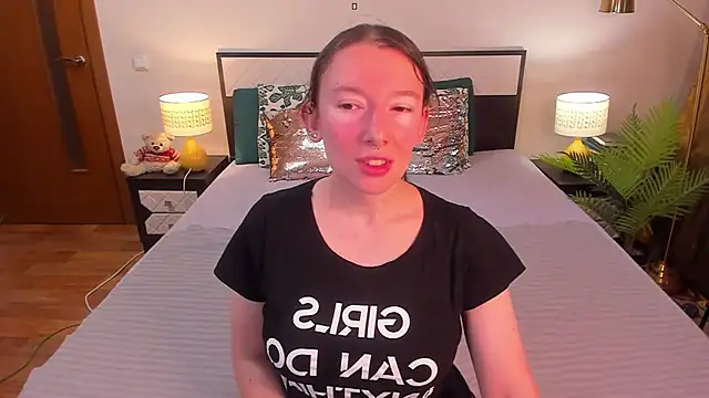 CatherineWalls online show from 13, 7, 2026