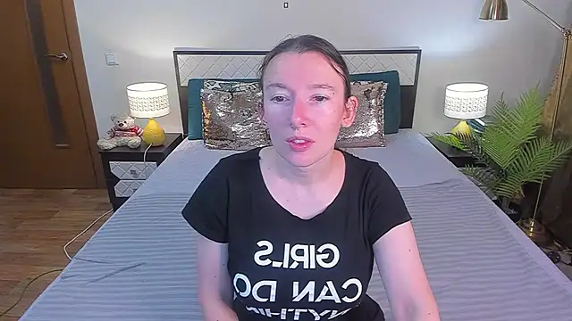 CatherineWalls online show from 15, 7, 2026