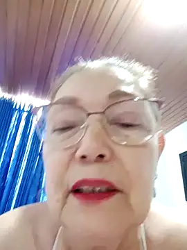 Snapshot of Vicky_Rosse chatting on 8, 2, 2025 Vicky Rosse online show from 8, 2, 2025