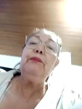 Snapshot of Vicky_Rosse chatting on 8, 2, 2025 Vicky Rosse online show from 8, 2, 2025