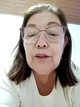 Snapshot of Vicky_Rosse chatting on 13, 3, 2025 Vicky Rosse online show from 13, 3, 2025