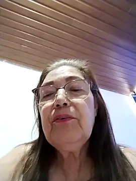 Snapshot of Vicky_Rosse chatting on 8, 9, 2025 Vicky Rosse online show from 8, 9, 2025