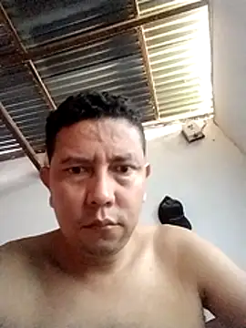 Lachuchaenlacara1988 online show from 20, 4, 2026