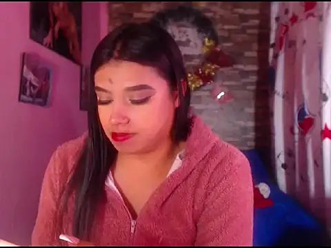 katrinawillff online show from 31, 12, 2024