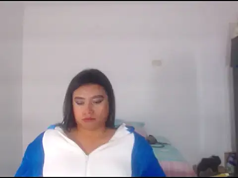 Snapshot of katrinawillff chatting on 6, 6, 2026 katrinawillff online show from 6, 6, 2026