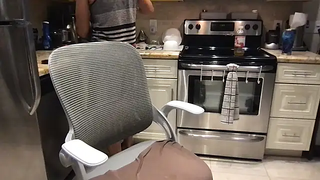 BigGuyMuscle online show from 25, 9, 2025