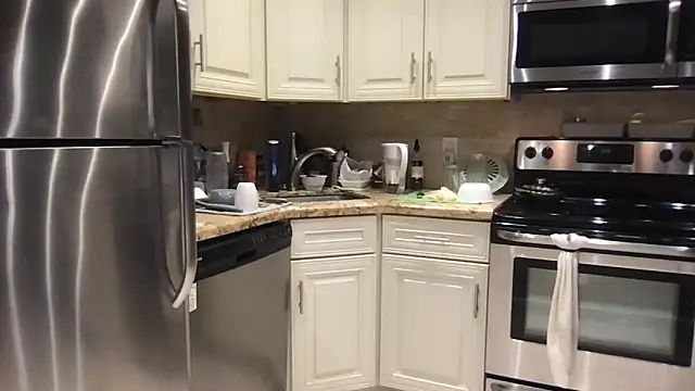 BigGuyMuscle online show from 16, 11, 2025