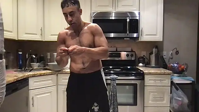 Snapshot of BigGuyMuscle chatting on 3, 6, 2026 BigGuyMuscle online show from 3, 6, 2026