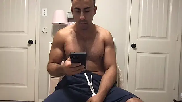 Snapshot of BigGuyMuscle chatting on 13, 7, 2026 BigGuyMuscle online show from 13, 7, 2026