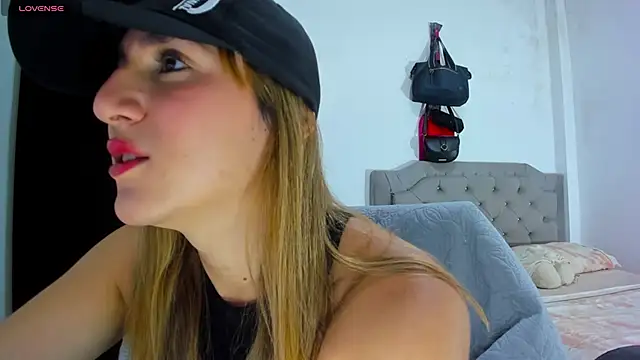 andrea hills online show from 22, 7, 2026