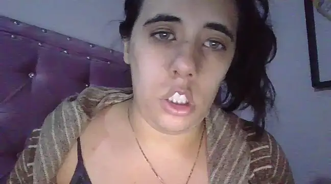 annarose19 online show from 2, 1, 2025