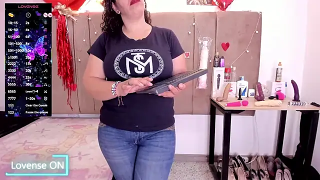 Zaly mature online show from 22, 10, 2025