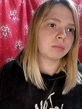 Zuli Kiska online show from 12, 3, 2025