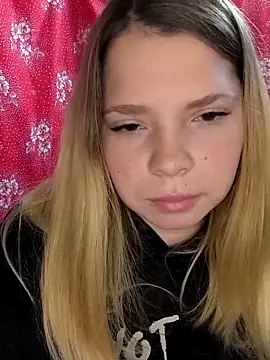 Zuli Kiska online show from 20, 10, 2025