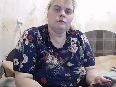 Ameliabusty online show from 1, 2, 2025