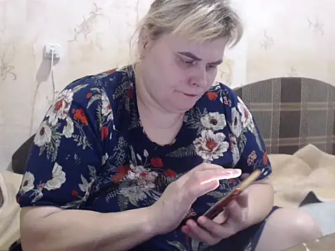 Snapshot of Ameliabusty chatting on 8, 2, 2025 Ameliabusty online show from 8, 2, 2025