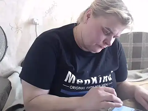 Ameliabusty online show from 18, 2, 2025