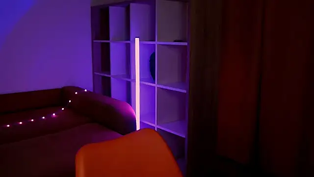 ItsAlisia online show from 5, 10, 2025