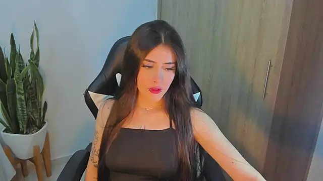 iriswest  online show from 30, 12, 2024