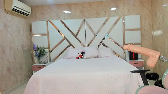 WowAna online show from 9, 2, 2025