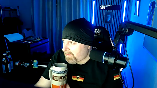 DerPornoPete online show from 22, 4, 2026