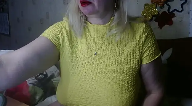 Snapshot of QueenLana chatting on 3, 3, 2025 QueenLana online show from 3, 3, 2025
