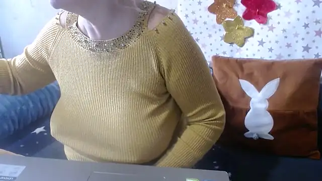 QueenLana online show from 29, 10, 2025