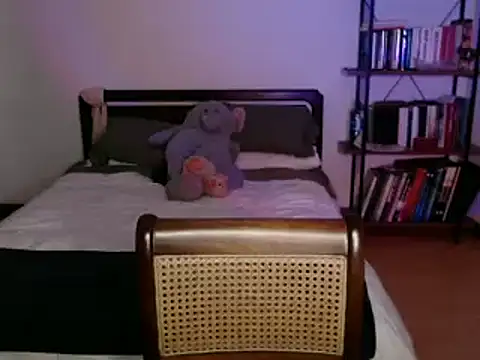 Snapshot of babyluna_8_8 chatting on 12, 12, 2024 babyluna 8 8 online show from 12, 12, 2024