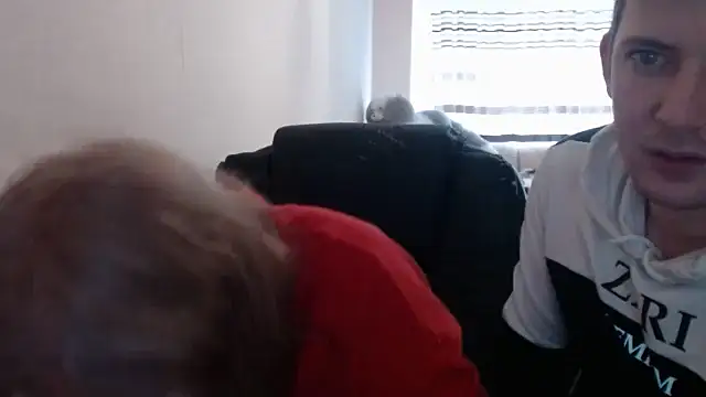 PeterAndJen online show from 12, 4, 2026