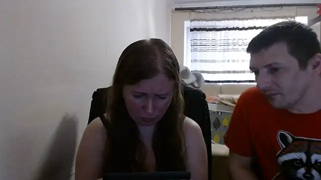 Snapshot of PeterAndJen chatting on 17, 7, 2026 PeterAndJen online show from 17, 7, 2026