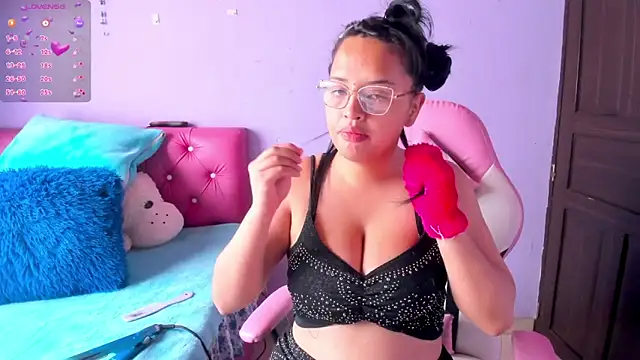 crissn0707 online show from 20, 3, 2026