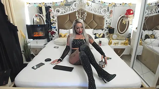 hotgirlsmoking 69xxx online show from 15, 12, 2024