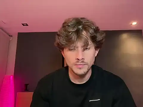 Snapshot of mcklister_kinky_feets chatting on 7, 2, 2026 mcklister kinky feets online show from 7, 2, 2026