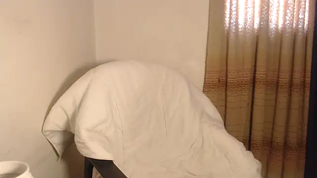 agathamiller01 online show from 1, 12, 2025