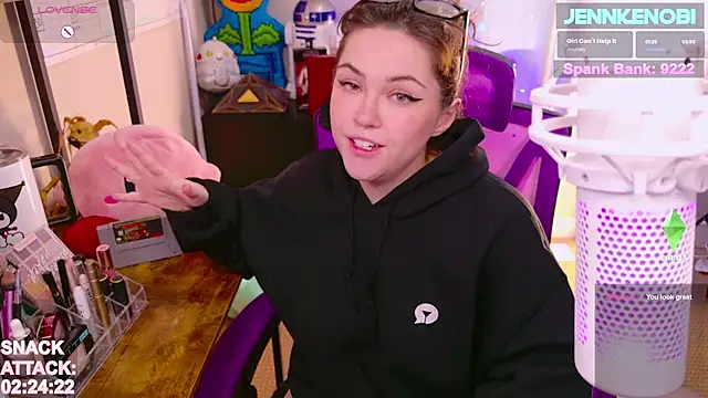 Snapshot of JennKenobi chatting on 18, 3, 2025 JennKenobi online show from 18, 3, 2025