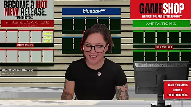 Snapshot of JennKenobi chatting on 9, 10, 2025 JennKenobi online show from 9, 10, 2025
