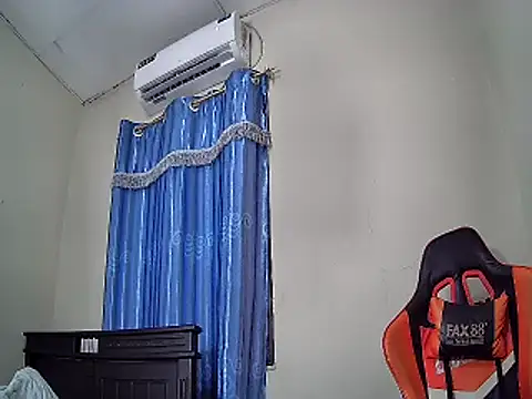 EvaTiffany online show from 26, 1, 2025