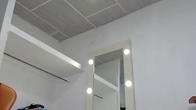 EvaTiffany online show from 11, 3, 2026