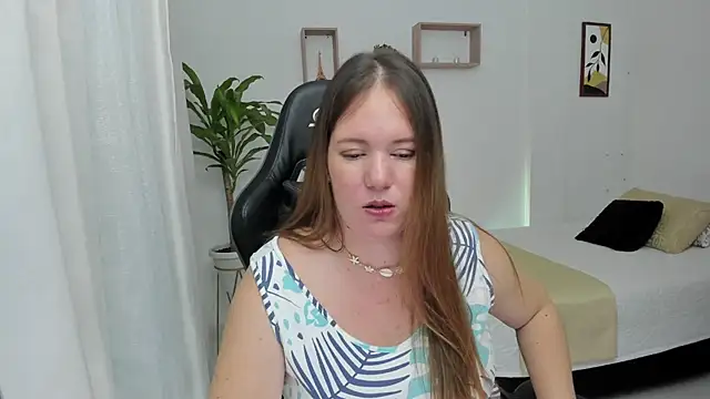 Snapshot of tamy_shine87 chatting on 20, 12, 2024 tamy shine87 online show from 20, 12, 2024