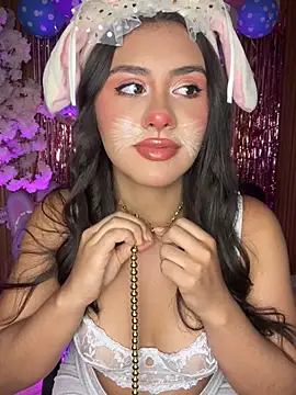 Ambar pe  online show from 4, 4, 2026