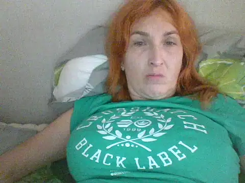 Snapshot of MssAngela chatting on 3, 10, 2025 MssAngela online show from 3, 10, 2025