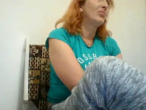 Snapshot of MssAngela chatting on 3, 10, 2025 MssAngela online show from 3, 10, 2025