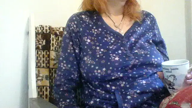 Snapshot of MssAngela chatting on 8, 10, 2025 MssAngela online show from 8, 10, 2025